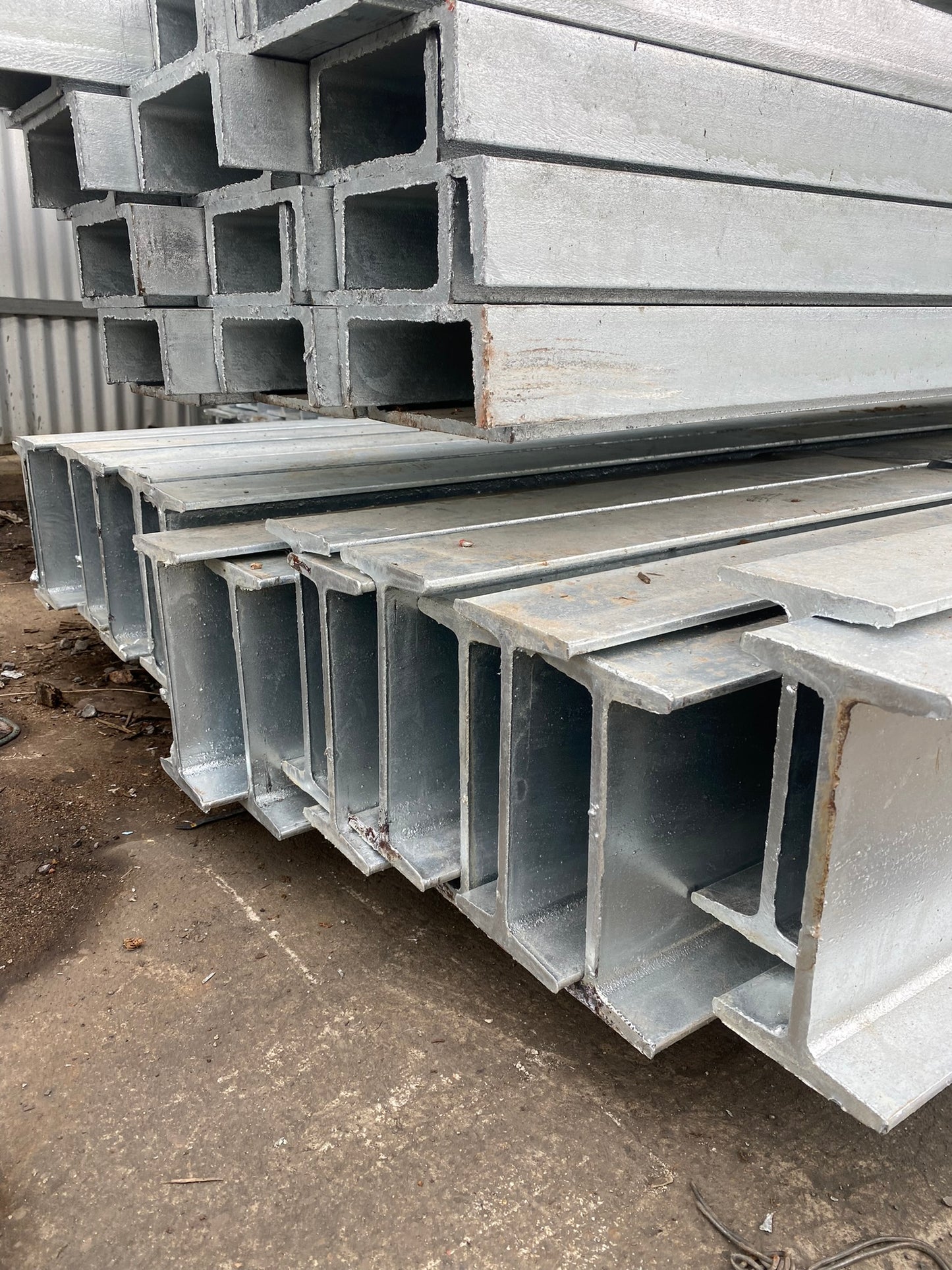 Universal Beam 200UB 22| 200x100,6m