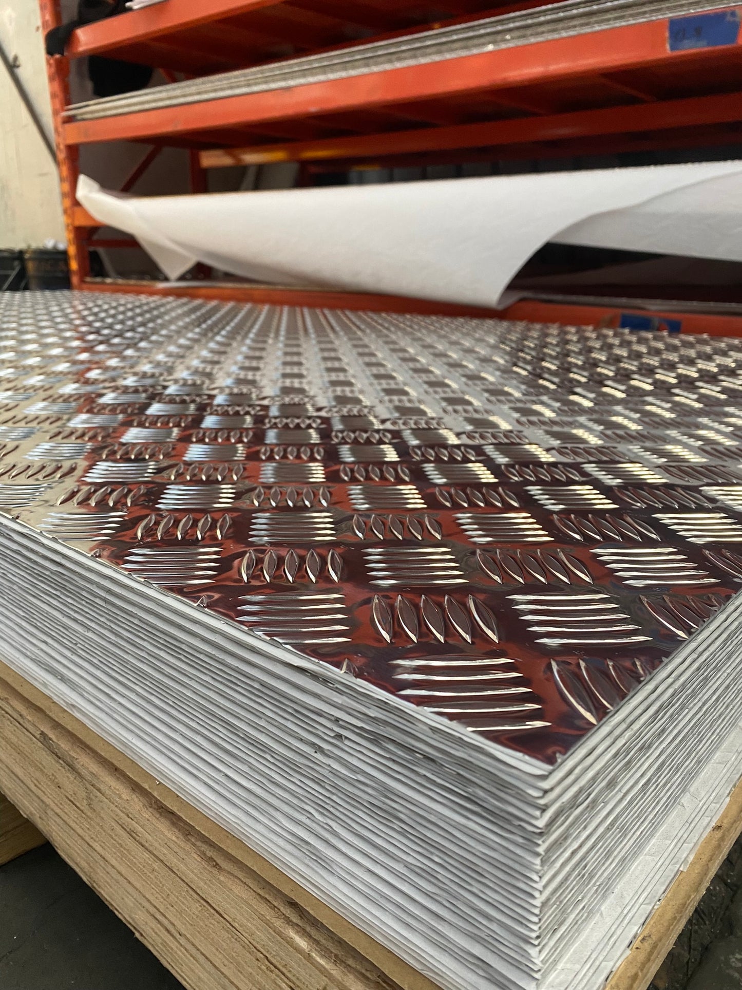 Aluminium Checker Plate, 1500x3000, 2mm, Alloy 5052
